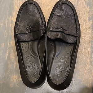 Womens size 9 loafers